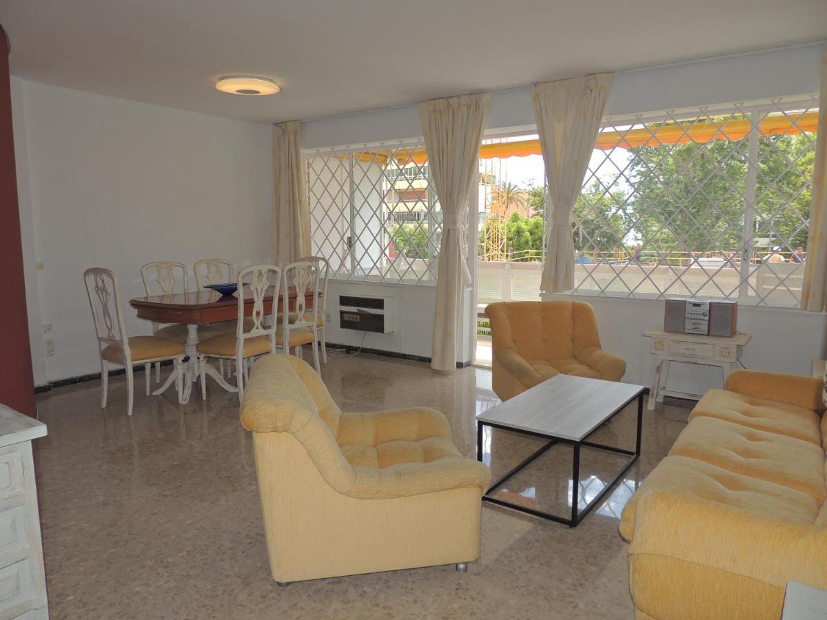 Eurosol Carihuela Beach Torremolinos Ngoại thất bức ảnh